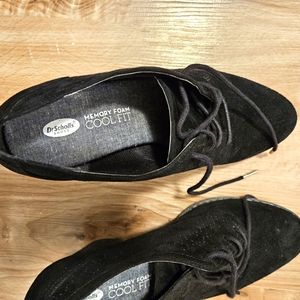 Dr.Scholl's suede leather booties